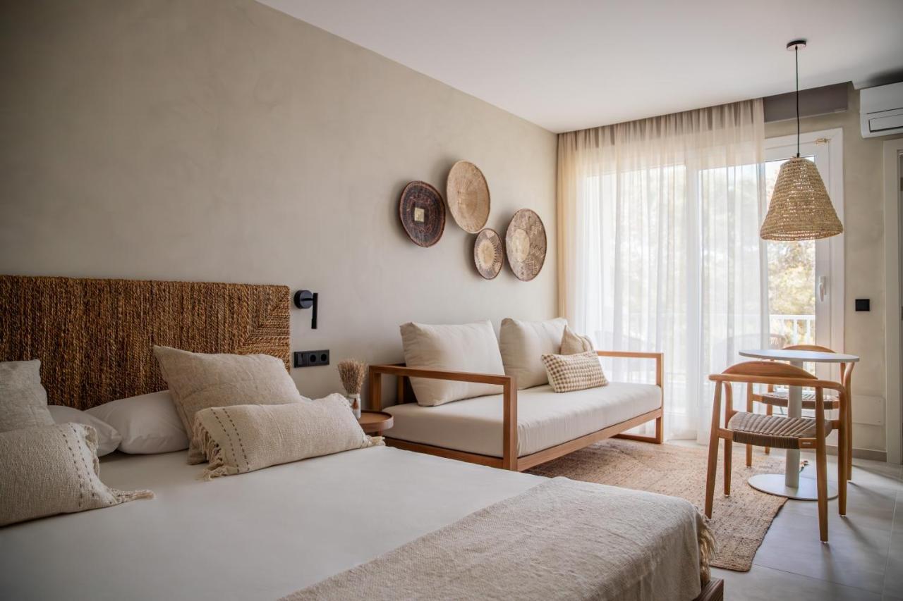 Apartamentos Top Secret Prestige Es Pujols - Formentera Vacaciones Luaran gambar